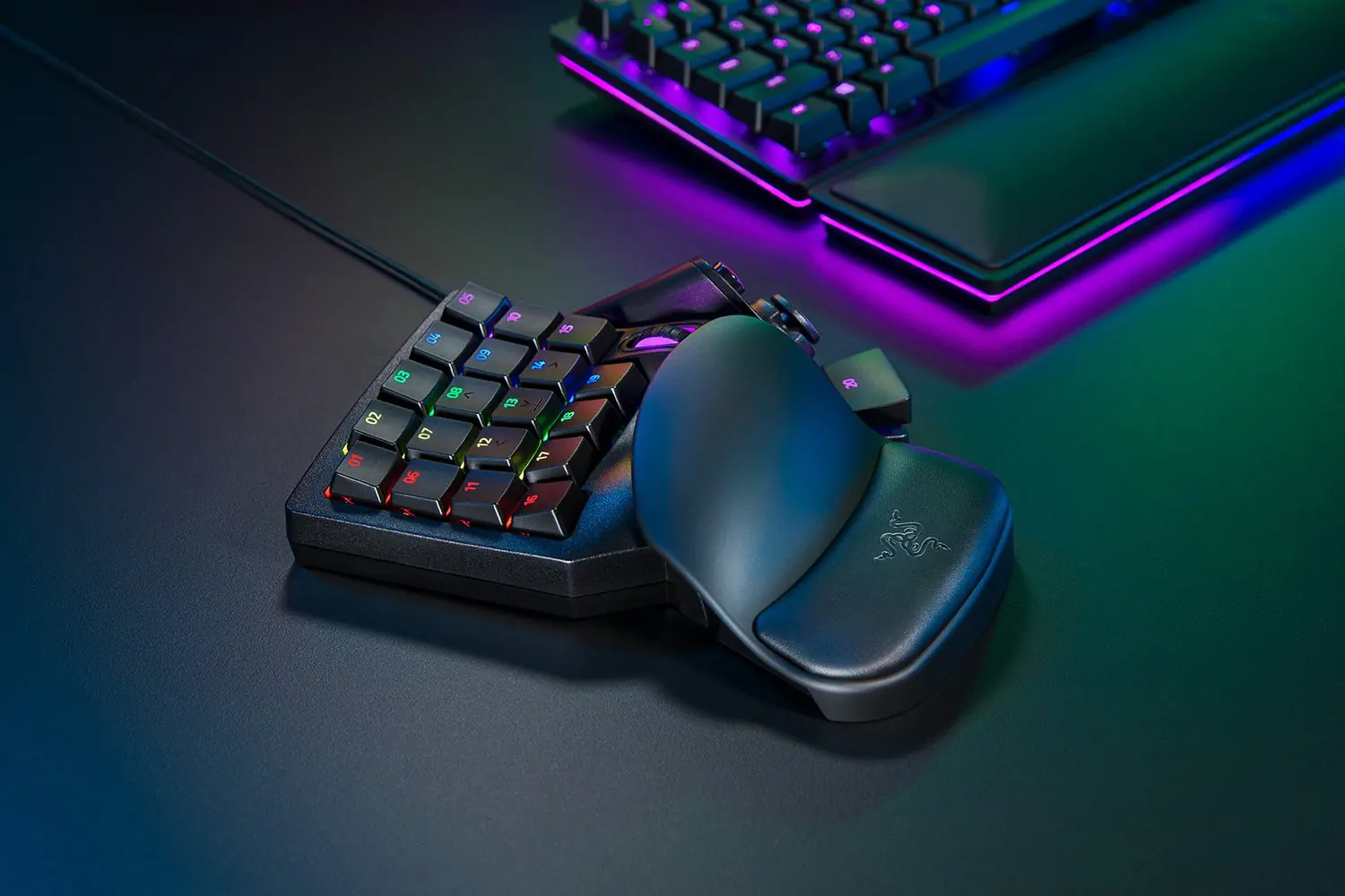Razer Tartarus Pro 機械鍵盤 (光軸) 1