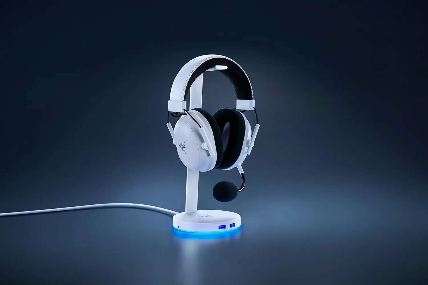 Razer Base Station V2 Chroma (白色) 耳機架 1